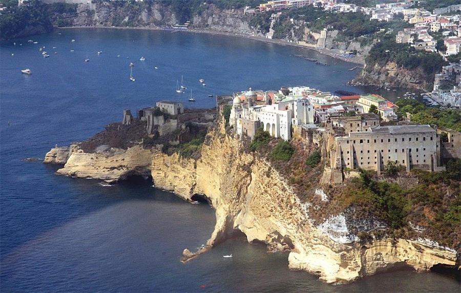 Casa Mika Hotel Procida Quarto foto